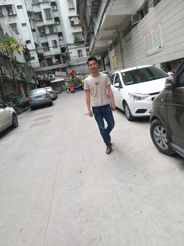 突然的自我的第三张照片--清流征婚网