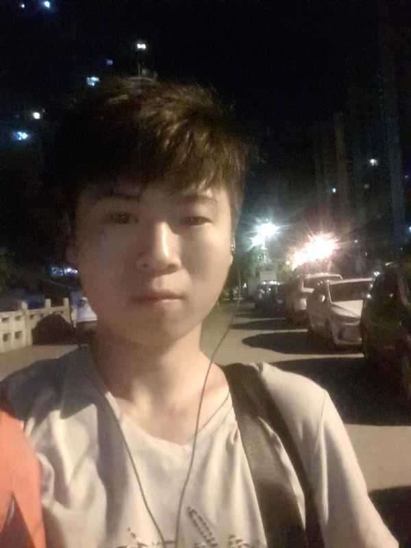 流星的瞬间的第一张照片--清流征婚网