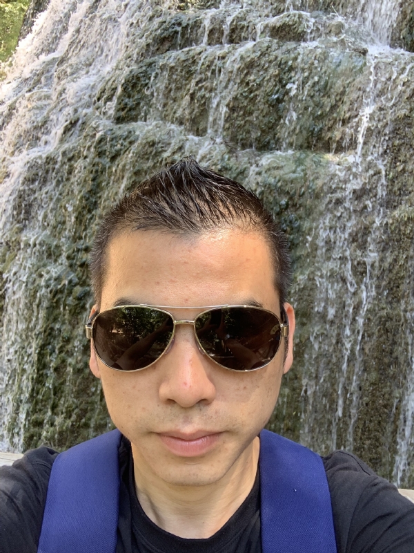 高兴的第二张照片--清流征婚网