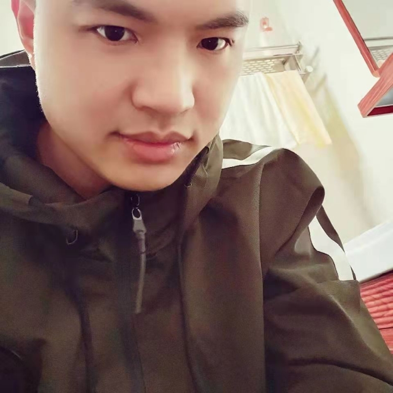 高大上的宅男的第二张照片--清流征婚网
