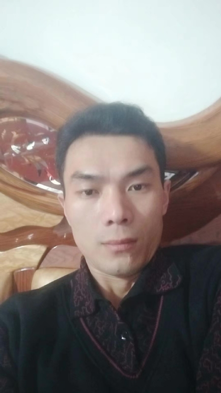错把真心喂了狗的第四张照片--清流征婚网