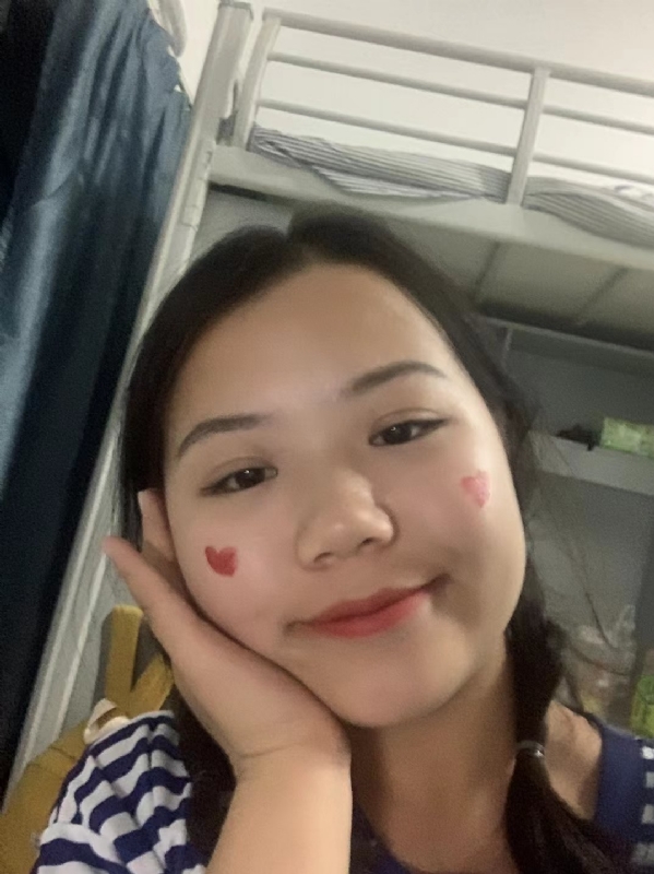 轻轻的一片云的第一张照片--清流征婚网