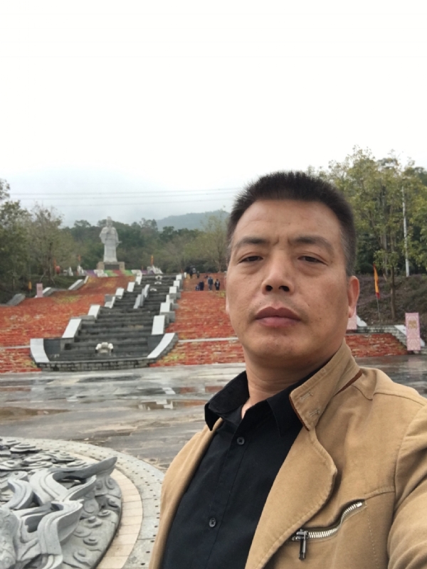 开心的松鼠的第二张照片--清流征婚网