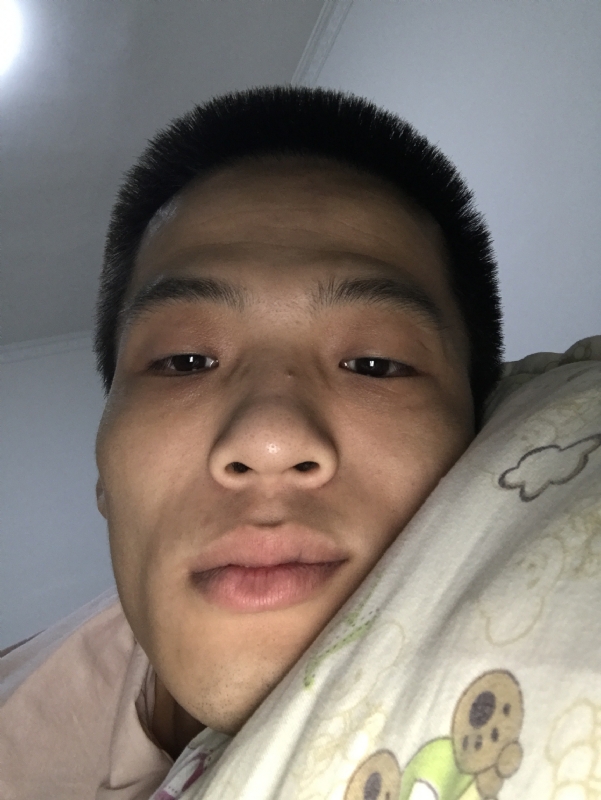 直男的第一张照片--清流征婚网