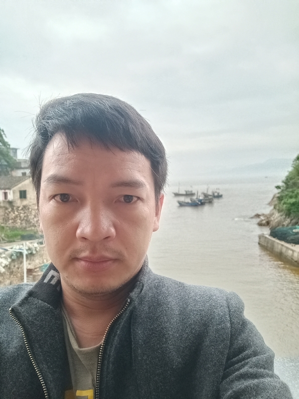 啊亮的第一张照片--清流征婚网