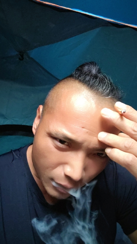 伯爵的第四张照片--清流征婚网