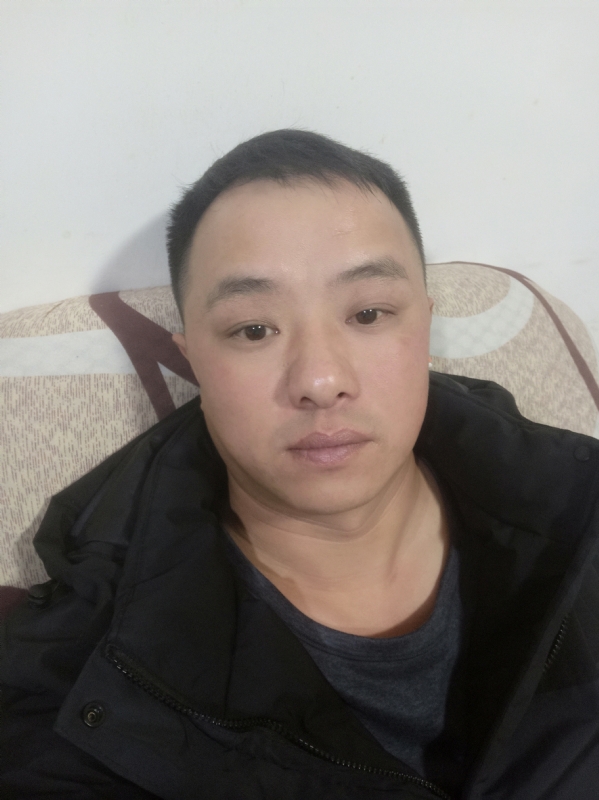 辉荣的第三张照片--清流征婚网